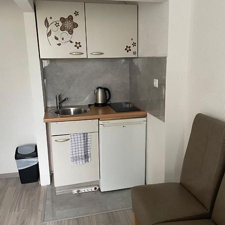 Ferienwohnung Monteurwohnung Kassel Zentral Ll Exterior foto