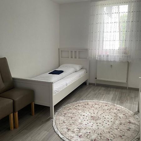 Ferienwohnung Monteurwohnung Kassel Zentral Ll Exterior foto
