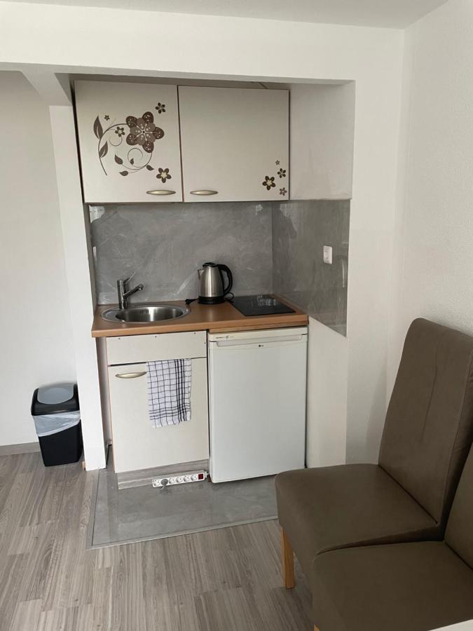 Ferienwohnung Monteurwohnung Kassel Zentral Ll Exterior foto