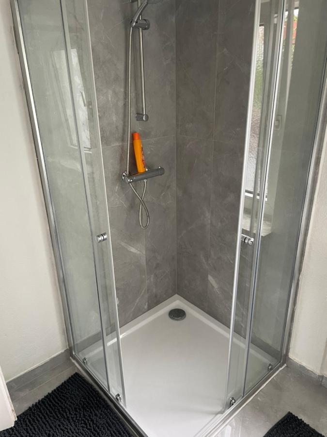 Ferienwohnung Monteurwohnung Kassel Zentral Ll Exterior foto
