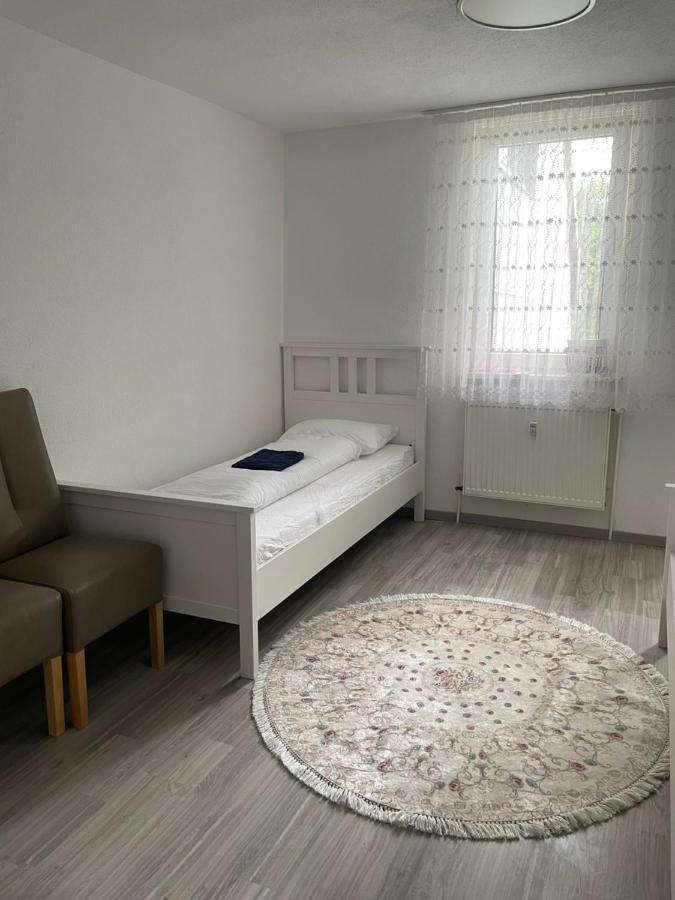Ferienwohnung Monteurwohnung Kassel Zentral Ll Exterior foto